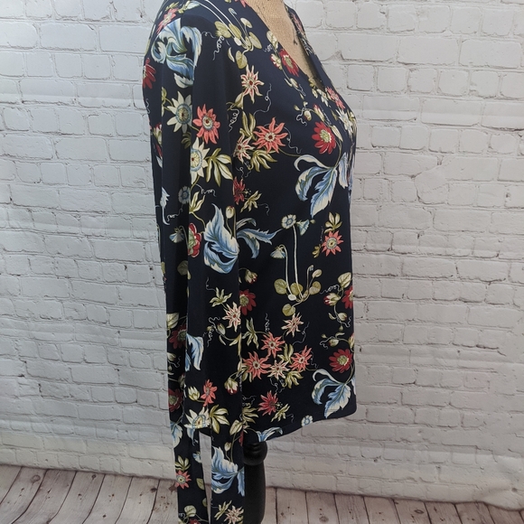 Ann Taylor Factory Floral 3/4 Sleeve Shirt Small - Picture 7 of 7